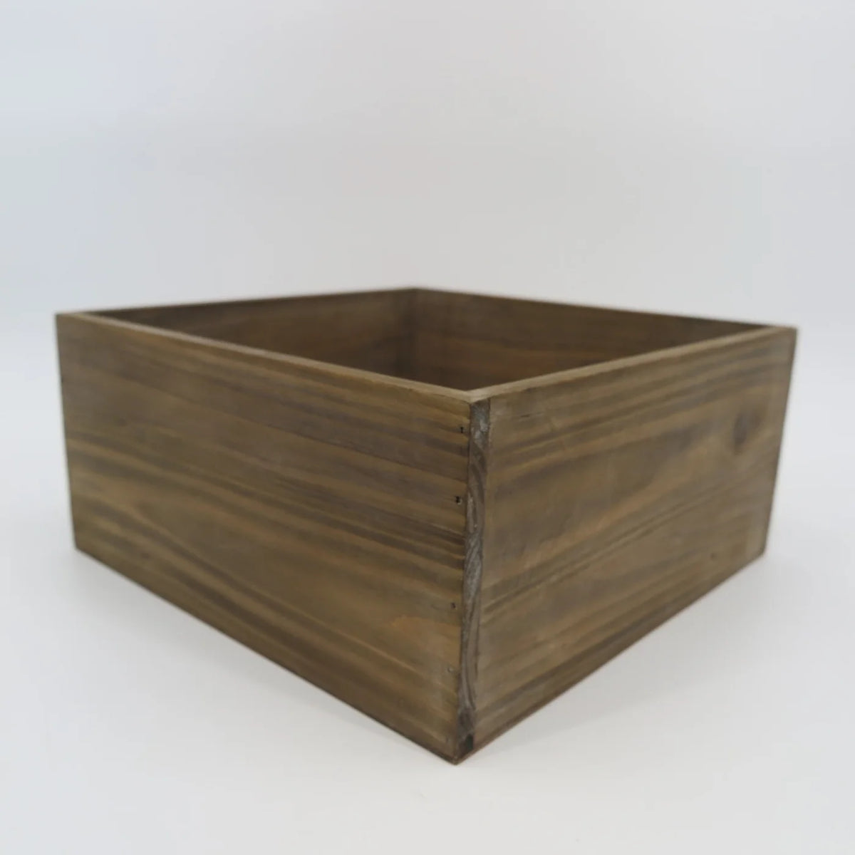 contenant en bois, finition rustique 9.75X9.75X4.5"H avec doublure rigide - 2120RS