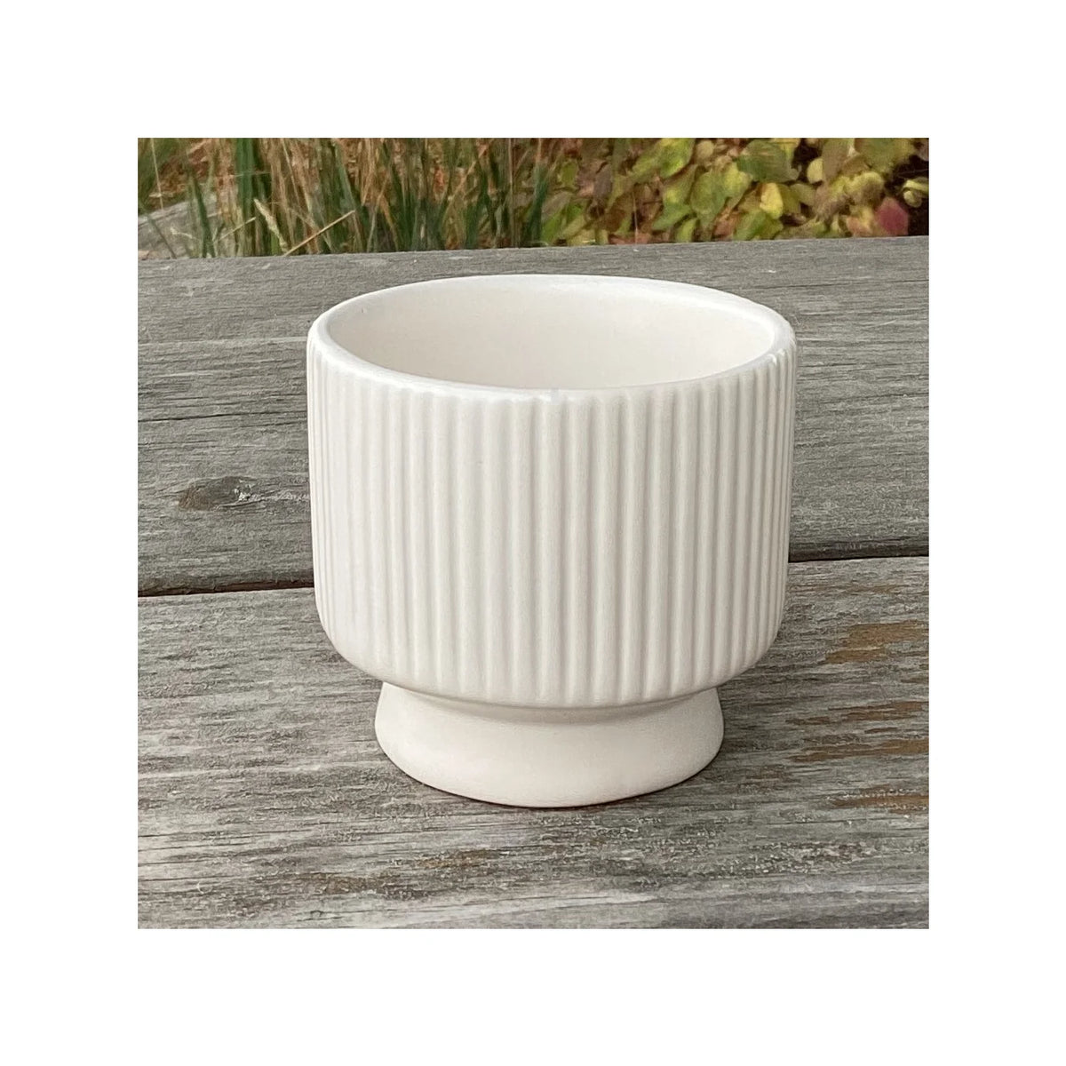 Pot en dolomite nervuré blanc mat de 3,1 po x 2,7 po (convient aux pots de 2 po)