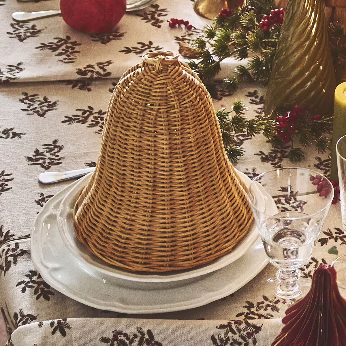 Cloche en rotin beige et noir - Noel