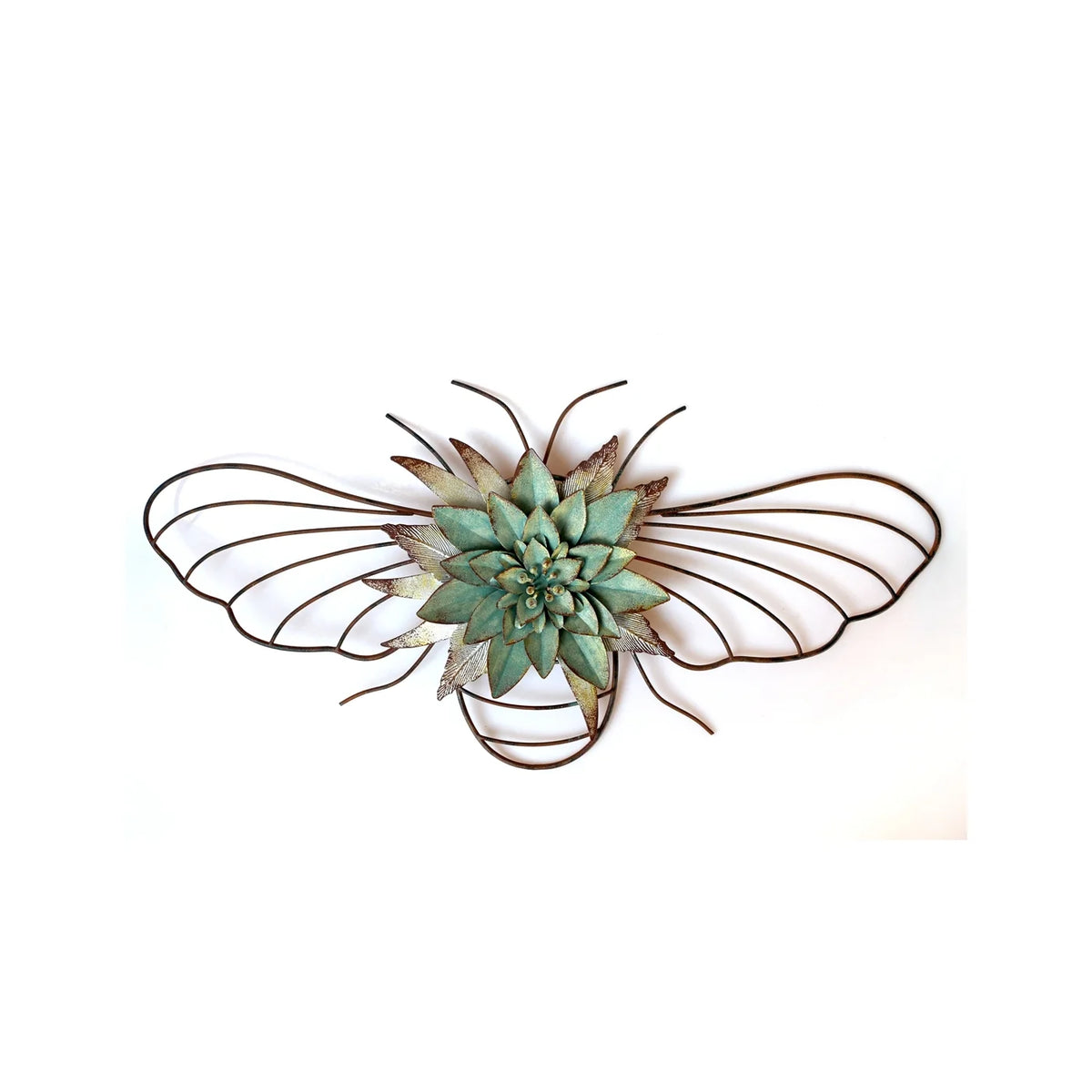 Abeille métalique + fleur bleue - GG9590  GARDEN WALL ART, METAL BEE 21X10"H (1.2"D)