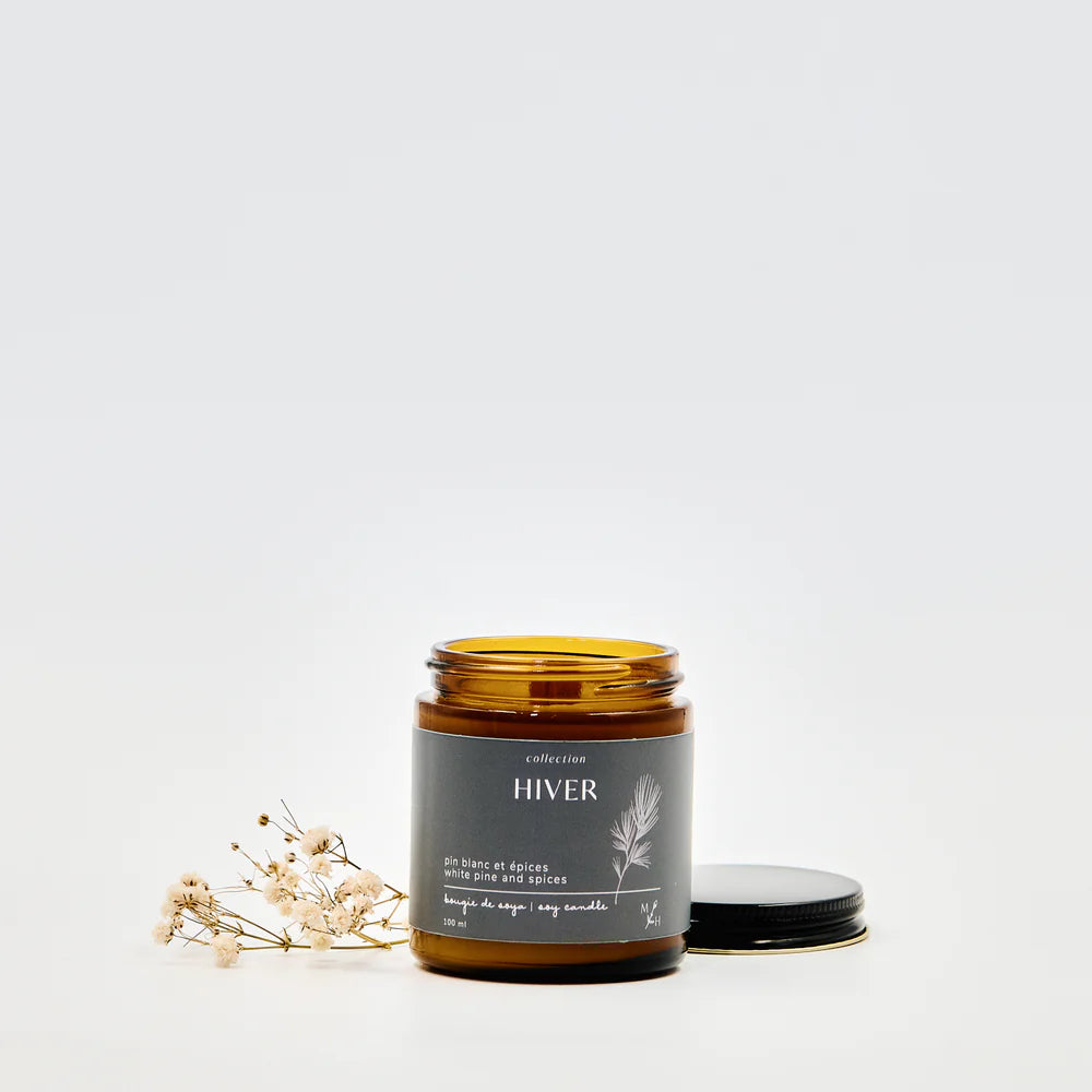 Bougie Hiver - pin blanc et épices - Les mauvaises herbes