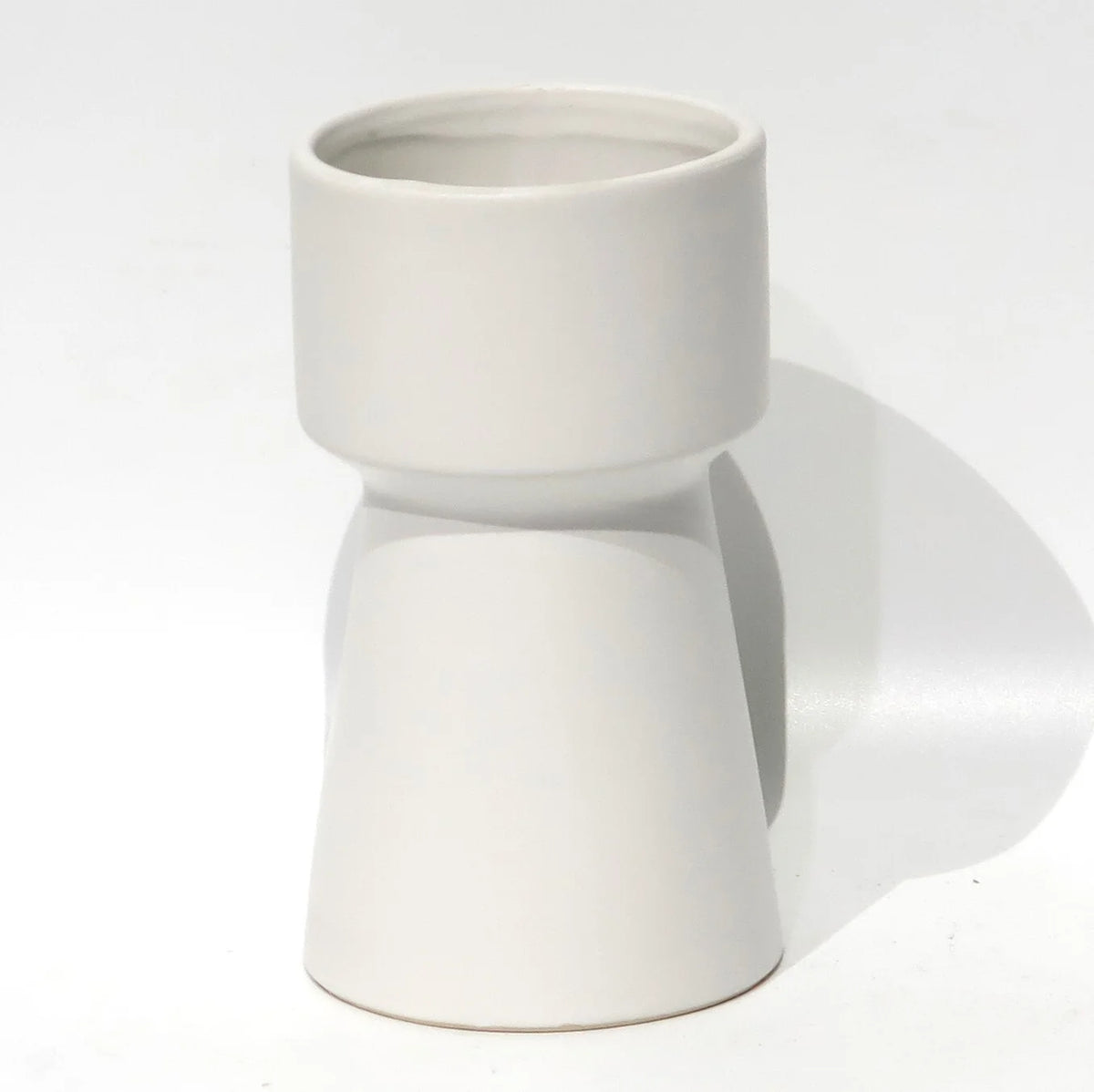 Pot en hauteur blanc - CE94-155  4"DX6.8"H Matte White Ceramic Pot